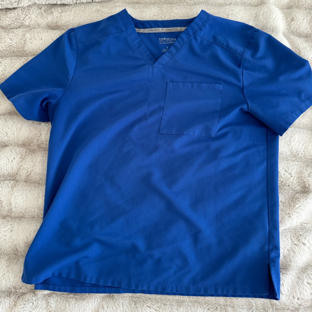 Fabletics scrubs